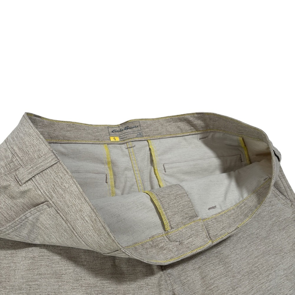 Eddie Bauer Travex Shorts Men's 42x10 Beige Quick‎ Dry Travel Hiking Zip Fleece - Picture 6 of 8